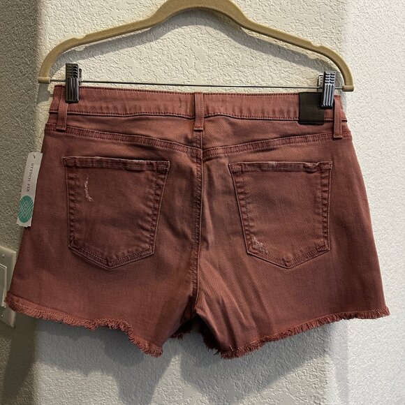 NWT!! Size 8 - Level 99 Adelynn Side Slit Distressed Light Pink Denim Shorts - Picture 5 of 10